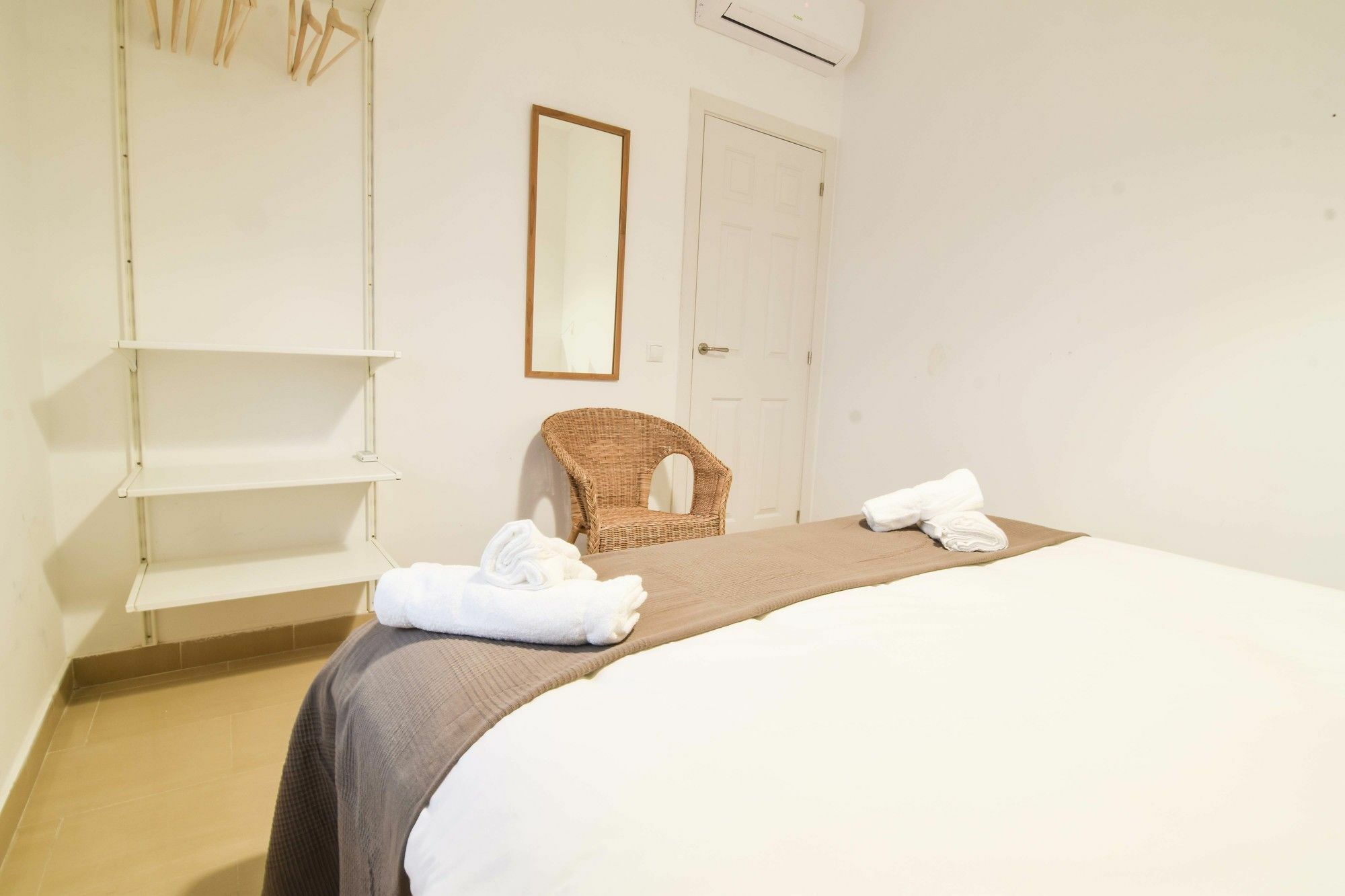 Letmalaga Center White Apartment Ngoại thất bức ảnh